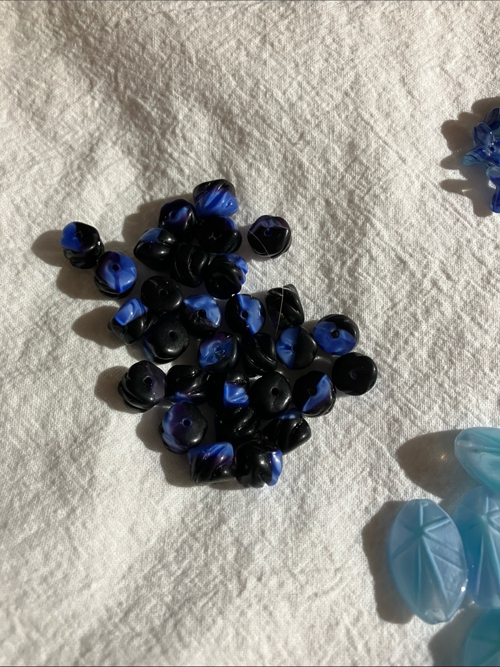 Assorted Blue Glass and Resin Bead Lot - Picture 2 of 12